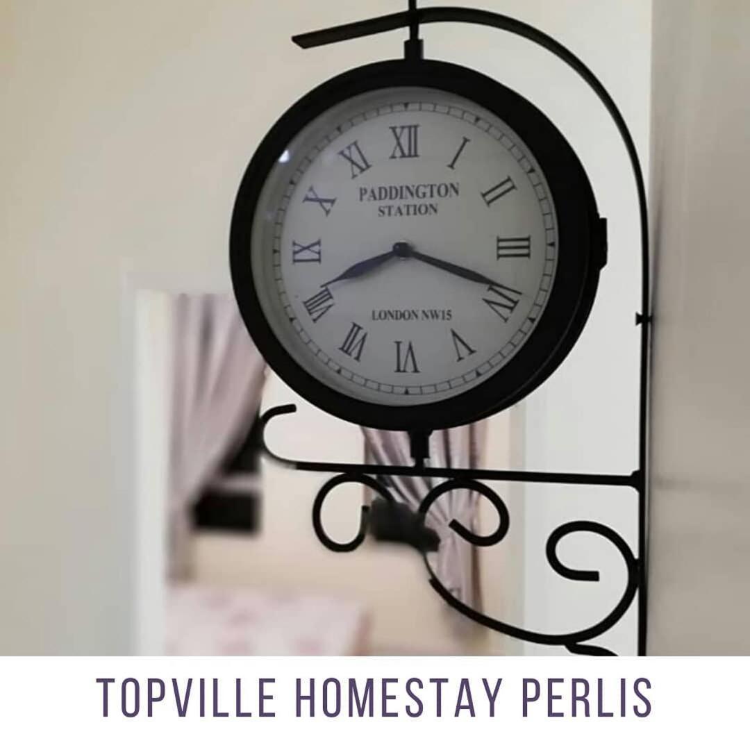 Topville Homestay Kangar Extérieur photo